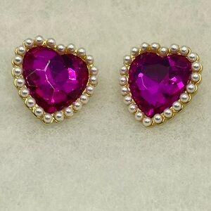 Heart-Shaped Fuchsia Crystal & Pearl Stud Earrings-NWOT